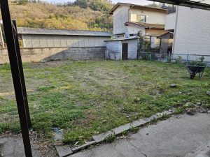 庭 (居間)